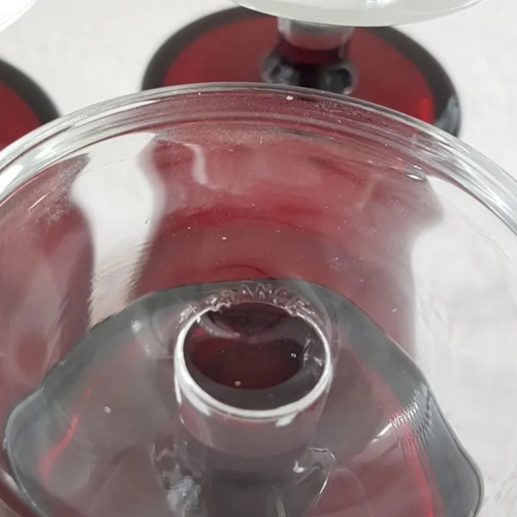 4pc Vintage Luminarc Cavalier Ruby Red Wine Glasses Set - 6oz Retro Barware - Picture 10 of 10